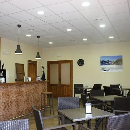 Duque De Gredos 2*