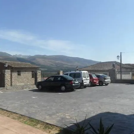 Duque De Gredos Szálloda