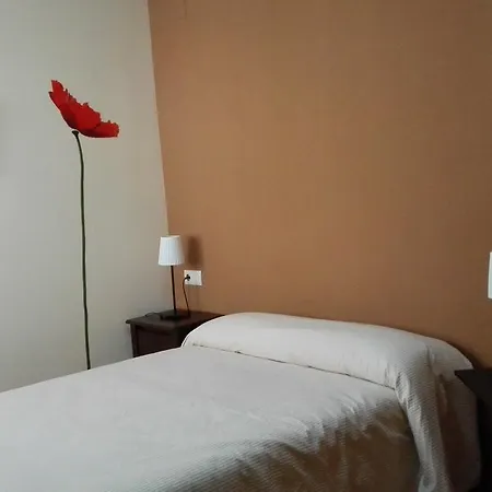 Duque De Gredos Hotel